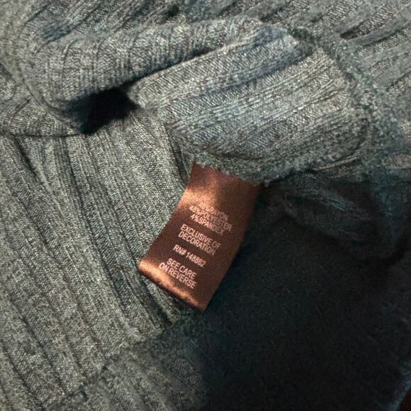 Torrid Relaxed Super Soft Rib Quarter Zip Sweatshirt Green Womens size 1 - Picture 5 of 5